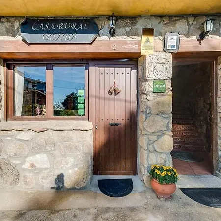 Guest house Apartamentos & Casa Rural Boada Con Jardin Interior Y Barbacoa