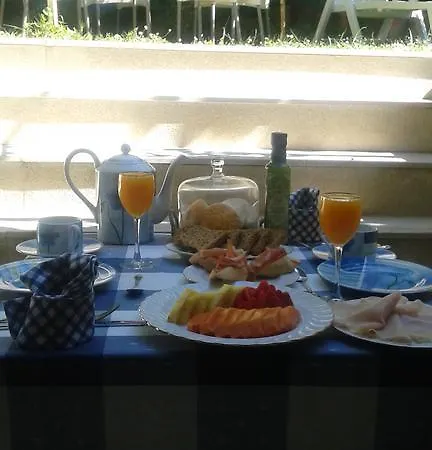 & Boada Con Jardin Interior Y Barbacoa Konukevi