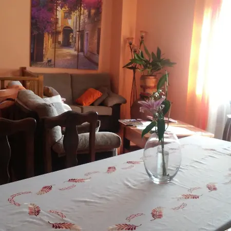 Apartamentos & Casa Rural Boada Con Jardin Interior Y Barbacoa Guest house 4*