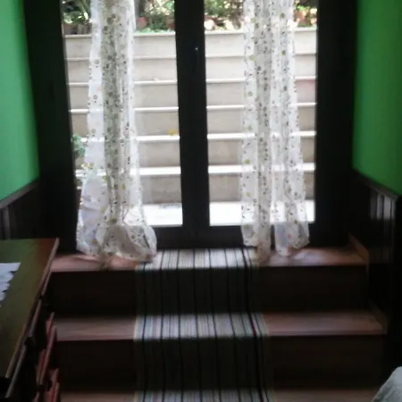 Guest house Apartamentos & Casa Rural Boada Con Jardin Interior Y Barbacoa 4*