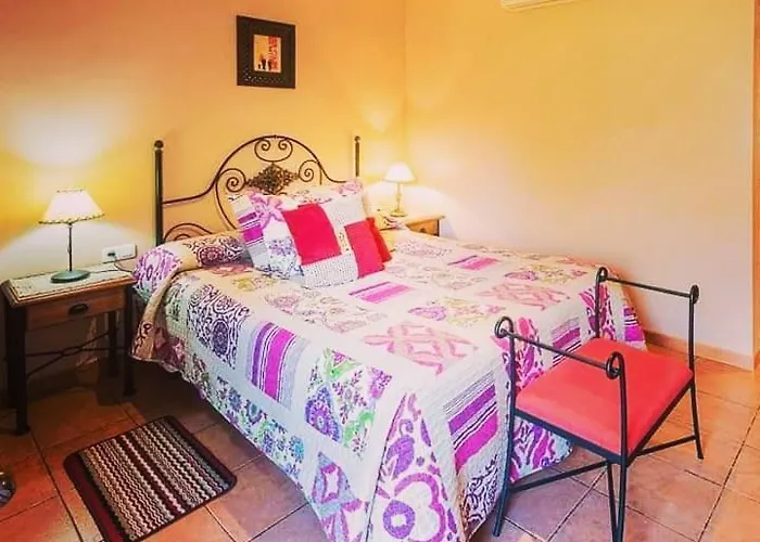 & Boada Con Jardin Interior Y Barbacoa Pensionat