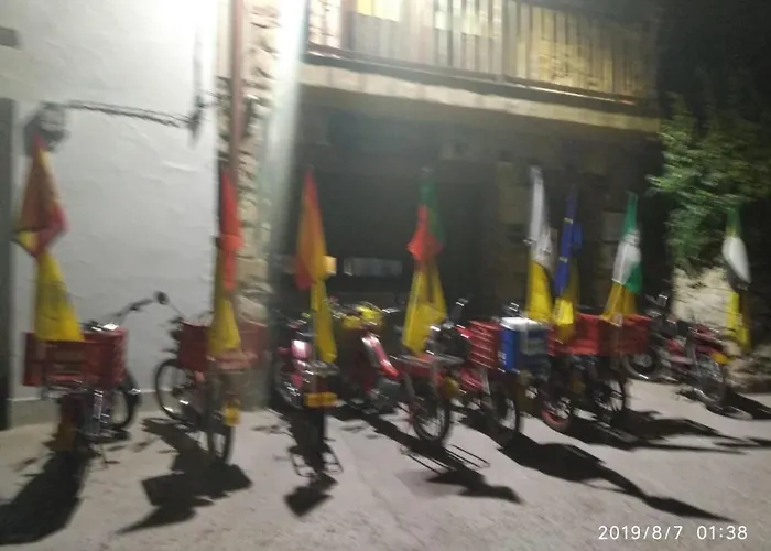 Pensionat & Boada Con Jardin Interior Y Barbacoa Villamiel