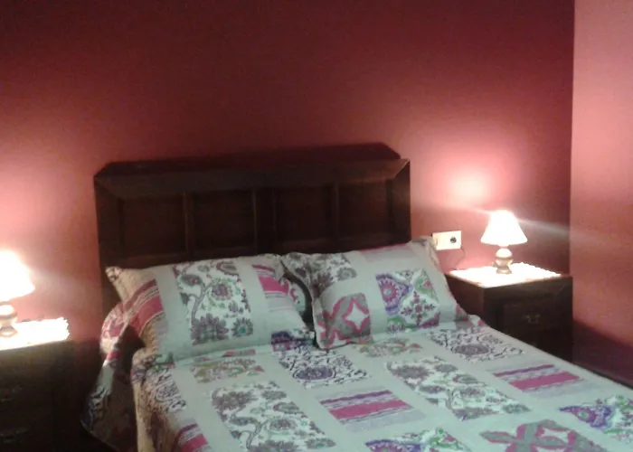 Pensionat & Boada Con Jardin Interior Y Barbacoa Villamiel