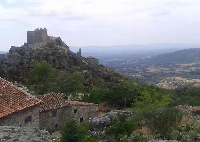 Pensionat & Boada Con Jardin Interior Y Barbacoa 4*