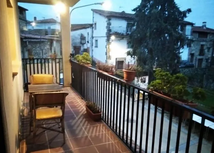 Pensionat & Boada Con Jardin Interior Y Barbacoa Villamiel