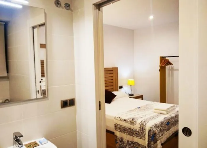 Pensionat & Boada Con Jardin Interior Y Barbacoa 4*